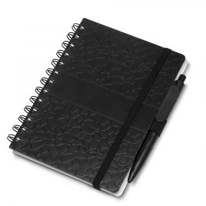 Caderno com caneta plástica