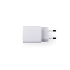 WEGENER. Adaptador de corrente com porta USB-A 18W e USB-C 20W em ABS 100% reciclado