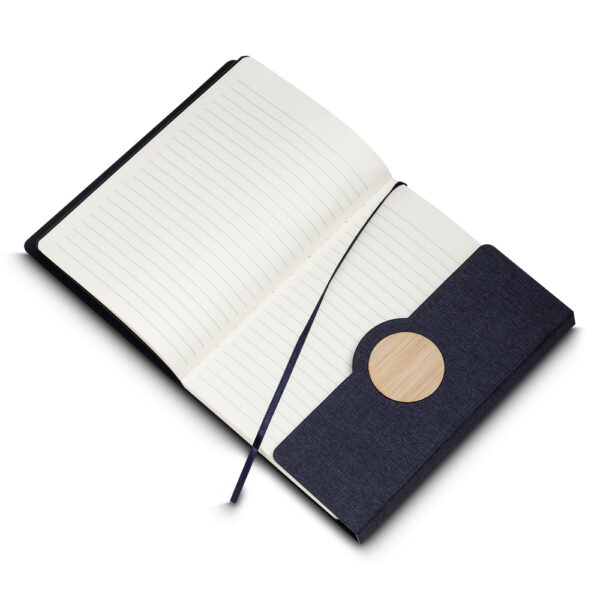 Caderno A5 Capa em RPET e Detalhe em Bambu