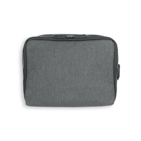 REPURPOSE COOLER. Cooler. Bolsa térmica em poliéster reciclado 600D com interior forrado em PEVA 6 L