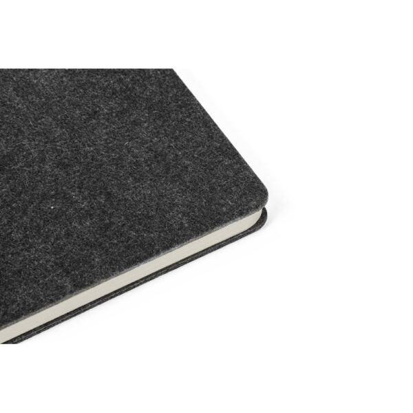 MISHIMA. Caderno A5 de capa semi-rígida em feltro 100% reciclado, com páginas pautadas