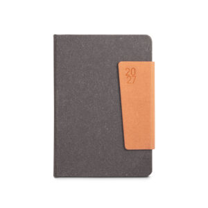 TAGORE A5. Agenda A5 em pele (58% reciclada)