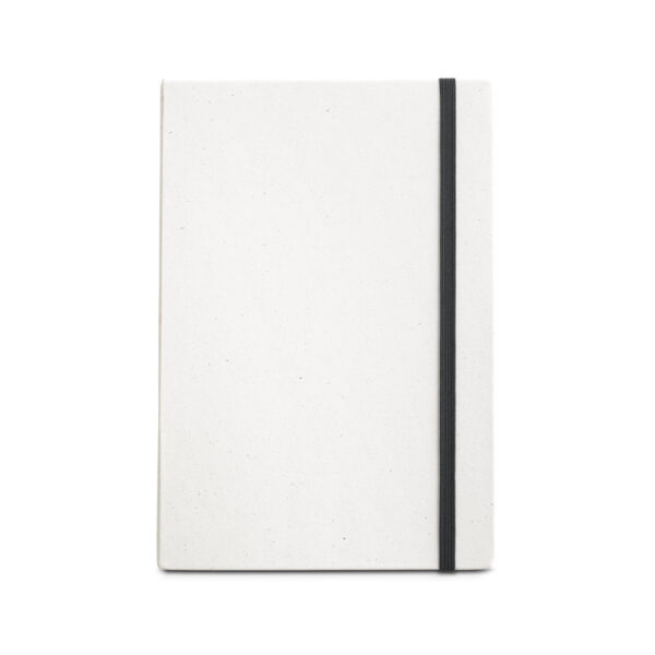 MILKY. Caderno A5 produzido através de pacotes de leite reciclados com folhas pautadas recicladas