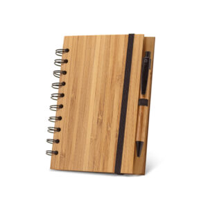 DICKENS A5. Caderno A5 espiral de capa dura em bambu, com páginas pautadas em papel 100% reciclado