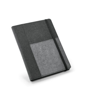 PESSOA. Capa A5 em tecido e poliéster, com bloco de páginas lisas