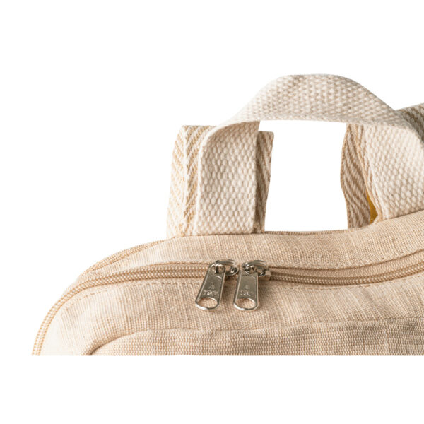 MARBELLA. Mochila em juco (mistura de algodão e juta, 275 g/m²) 7 L