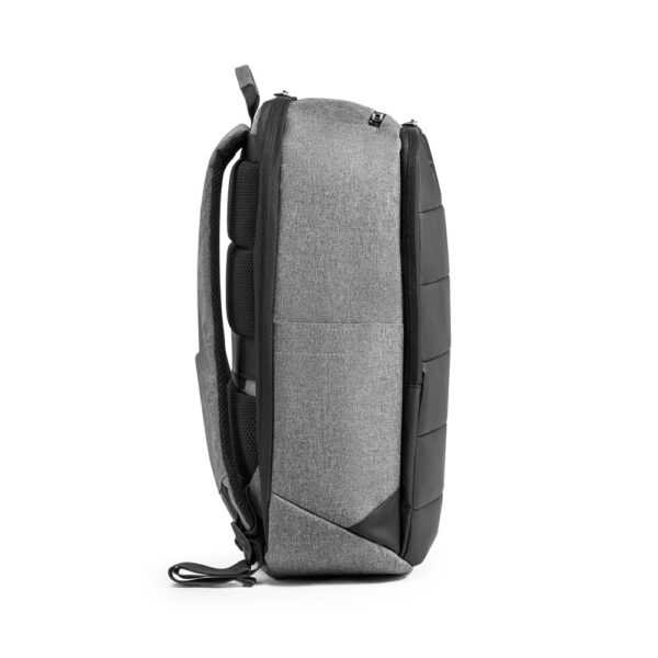 MUNIQUE. Mochila para notebook (17″) em 300D de alta densidade (21 L)