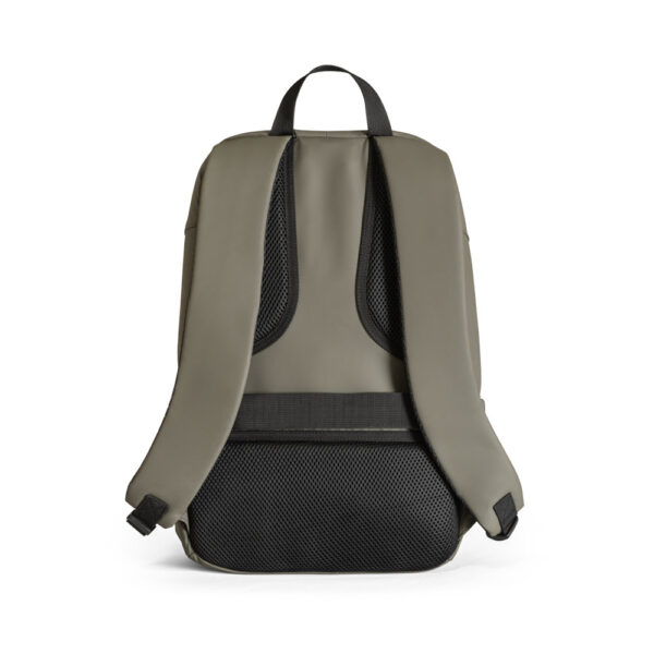 TOULON. Mochila para notebook (16″) em poliéster reciclado 600D de alta densidade, com revestimento resistente à água (19 L)