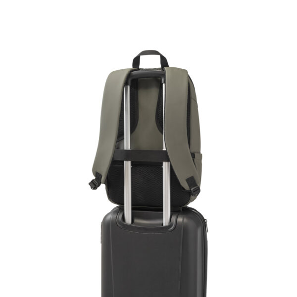 TOULON. Mochila para notebook (16″) em poliéster reciclado 600D de alta densidade, com revestimento resistente à água (19 L)