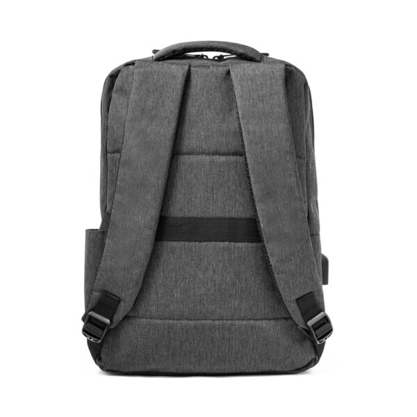 VERONA. Mochila para notebook 15’6″ em 900D