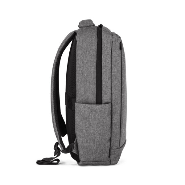 WLLINGTON. Mochila para notebook (15’6″) com 2 divisórias almofadadas, em 300D de alta densidade (14 L)