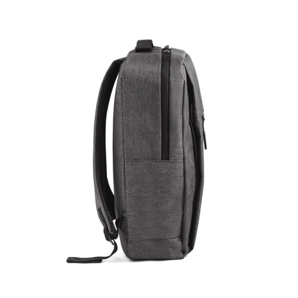 BORACAY. Mochila para notebook (15’6″) em 300D de alta densidade com compartimento principal forrado (15 L)