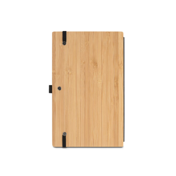 BUARQUE A5. Caderno A5 de capa e contracapa em placa de bambu e lombada em PET 100% reciclado, com páginas pautadas recicladas