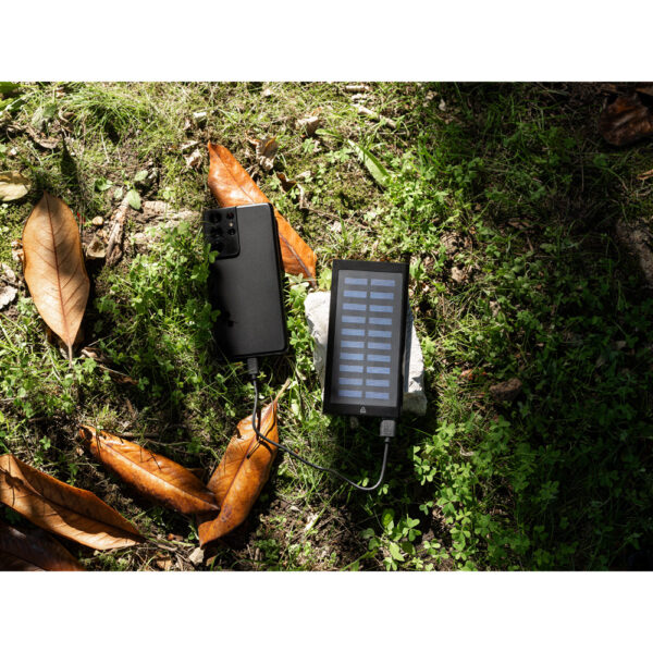 CLERK. Bateria portátil em alumínio 100% reciclado (8 000 mAh)
