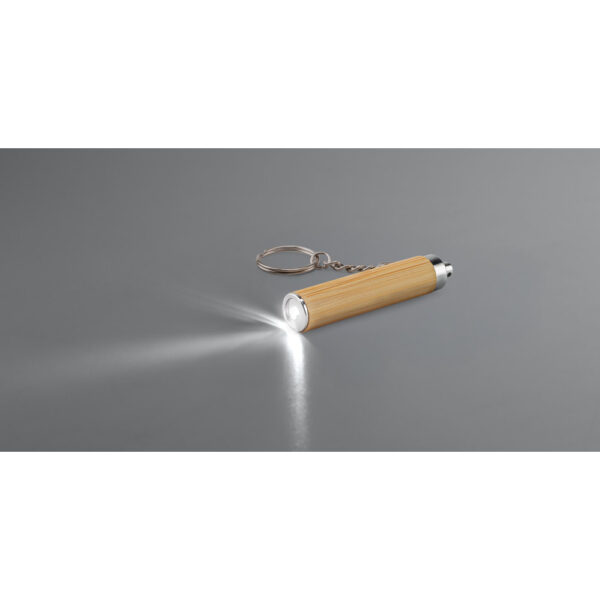 RACHEL. Chaveiro em bambu e ABS com lanterna LED