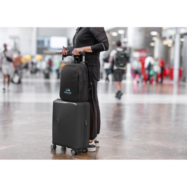 UDINE. Mochila com um compartimento de abertura total em poliéster reciclado 300D de alta densidade (16″)