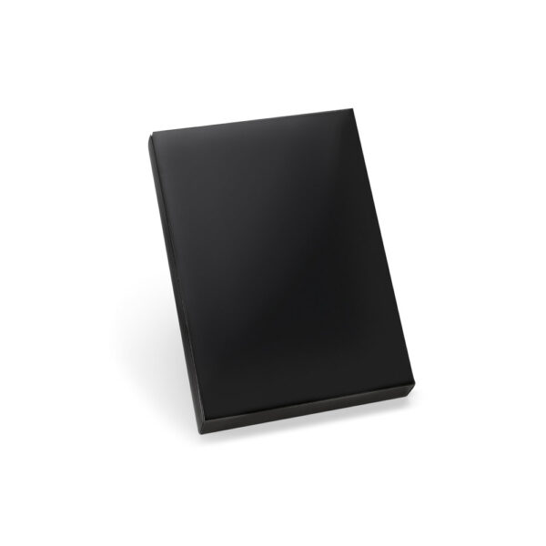 AFONSO. Pasta A5 em c. sintético com bateria portátil embutida (lítio) 4’000 mAh e bloco com páginas pautadas