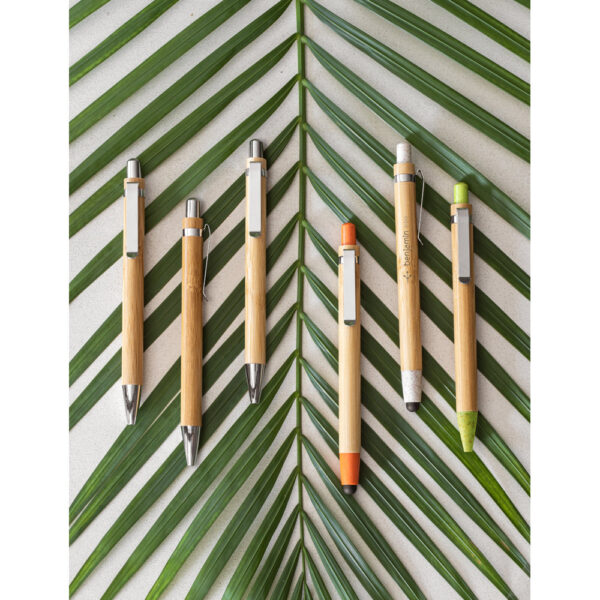 MELLO. Conjunto de caneta esferográfica com escrita em azul e lapiseira, ambas em bambu