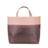 SACOLA EM PVC E MATERIAL SINTÉTICO – PREMIUM – ROSA/XADREZ – 48X33X13 CM